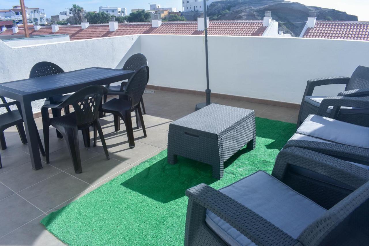 A Un Salto Del Mar Wifi Apartment La Mareta Exterior photo